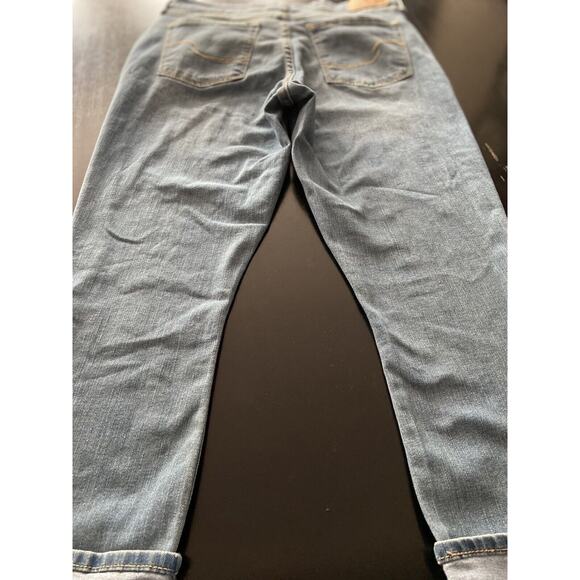 LEVI’S Signature Gold Mid-Rise Capri Jeans sz 8 - Picture 9 of 9